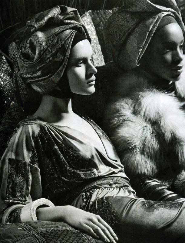 Ces heures (Bianco & Nero) (Bianca & Nera)